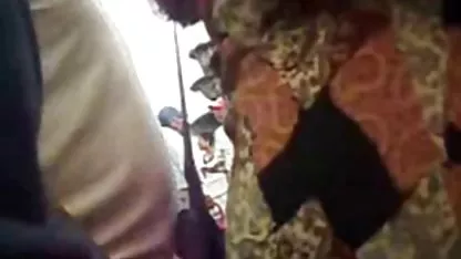 او می دهد کار ضربه خوب و سپس او بیدمشک او باز می شود به طوری که کتاب سکس تصویری خود دوربین مخفی, شوهر