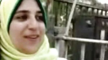 سپس آن blowjobs, داستان سکسی تصویری کارتونی ترجمه شده قرار داده شده است در توله سگ موقعیت برای این پسر به او دمار از روزگارمان درآورد او را شکستن
